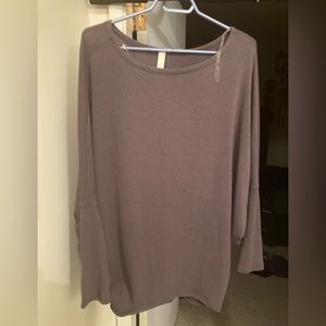 Women’s long sleeve tunic